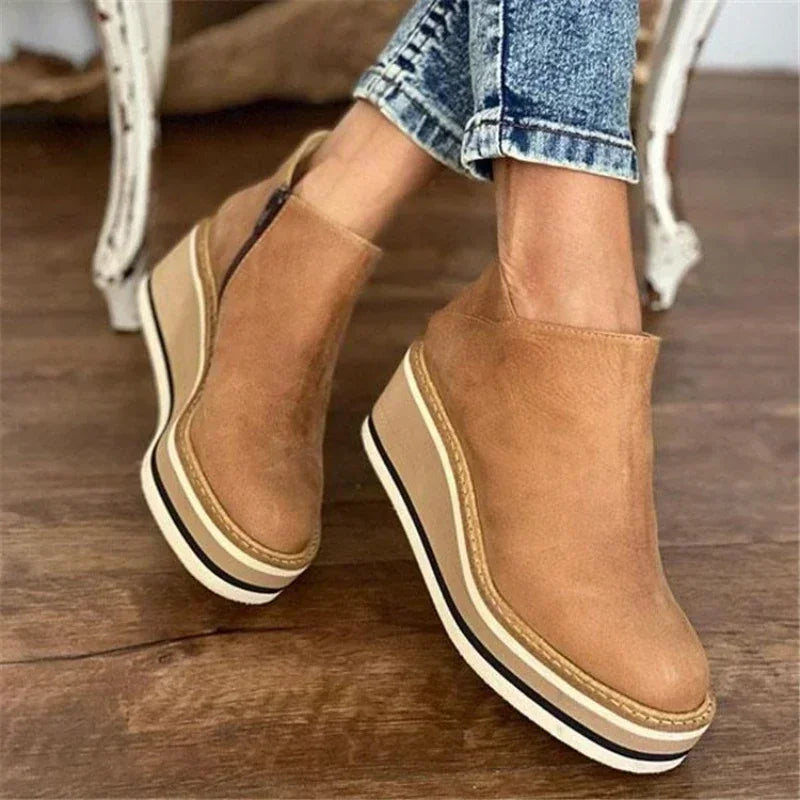 Fiona | Women’s Winter Platform Chelsea Boots