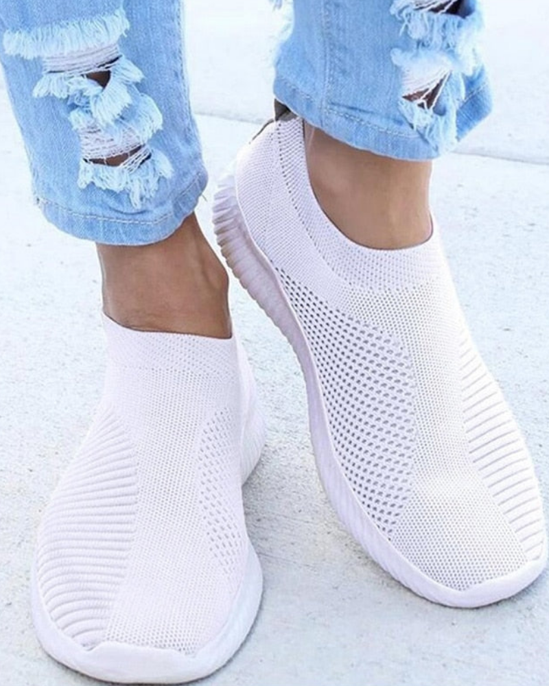 Victoria | Women’s Stretch Fit Air Cushion Walking Sneakers