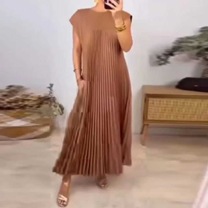 Tamara | Elegant Pleated Maxi Dress